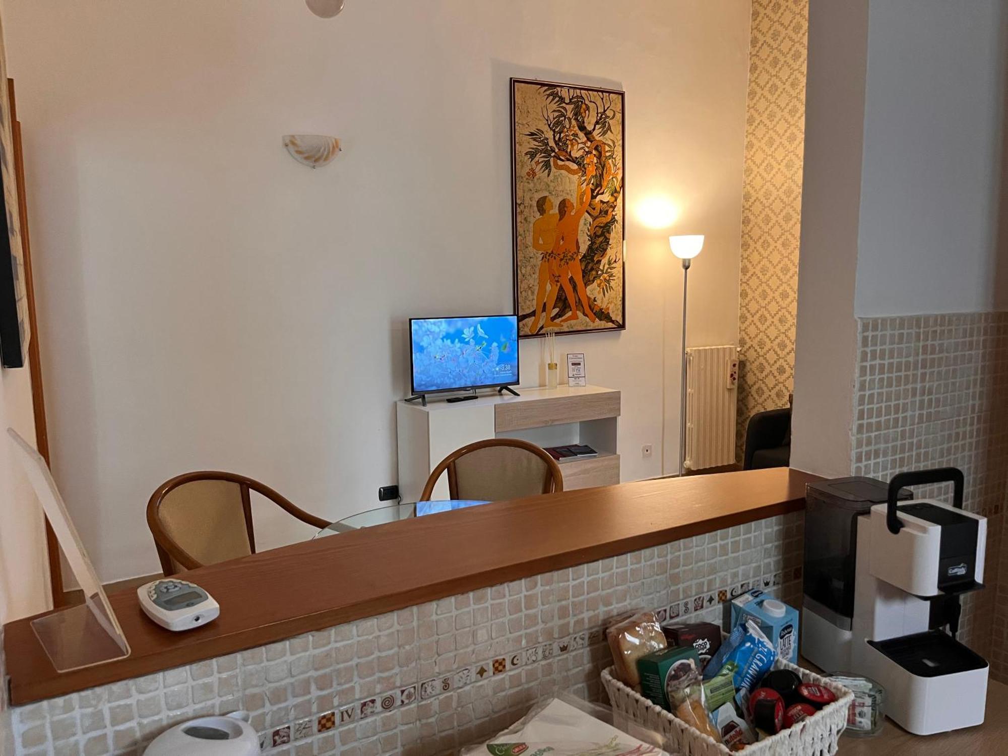 Mamo1 - Appartamento In Pieno Centro Citta Bari Exterior foto